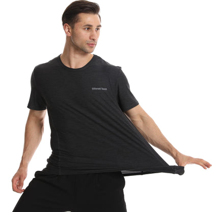 Man wearing quick-dry crew neck workout t-shirt during training