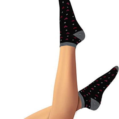 Low cut ankle socks arranged in a lifestyle setting